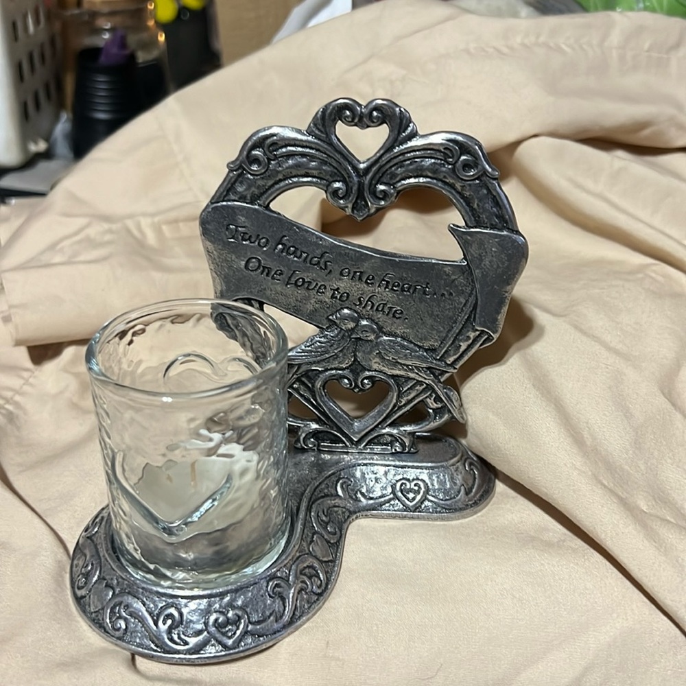 Tea light holder